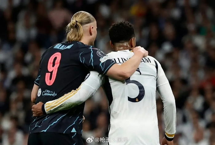 翻修球场，“连滚带爬”为的是“从从容容”（修缮球场，眼下“快马加鞭”，只为将来“从容不迫”）