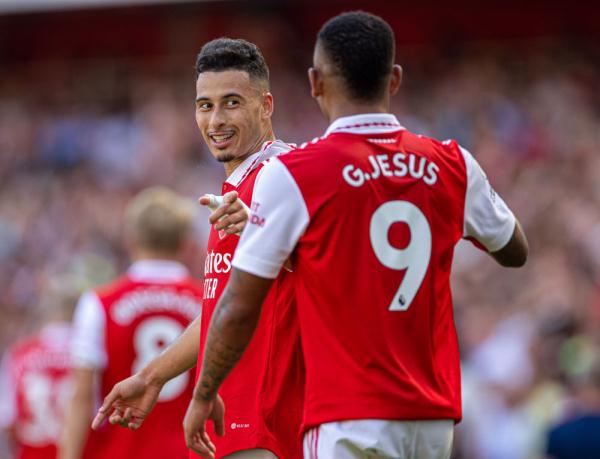 奇闻揭秘：巴西球星自掏腰包加盟中超，为追逐梦想付出数十万代价（秘闻曝光：巴西球星为逐梦自费加盟中超，砸下数十万）