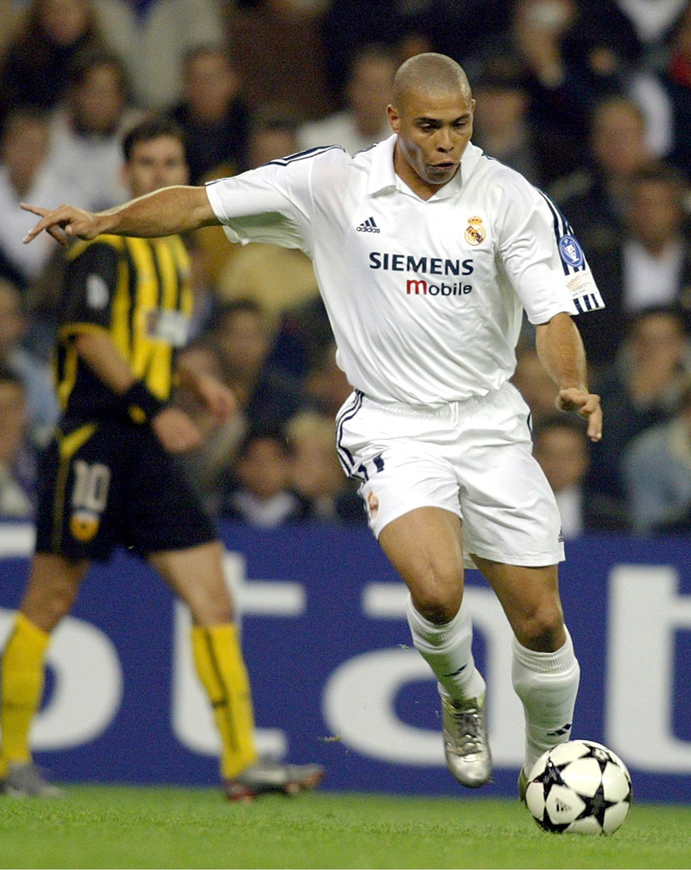 张外龙：我已经把继续带队的愿望转达给重庆铜梁龙俱乐部（张外龙：已向重庆铜梁龙俱乐部表达继续执教意愿）