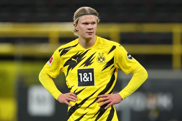 中超：武汉三镇2-0战胜上海申花（中超战报：武汉三镇2比0击败上海申花）