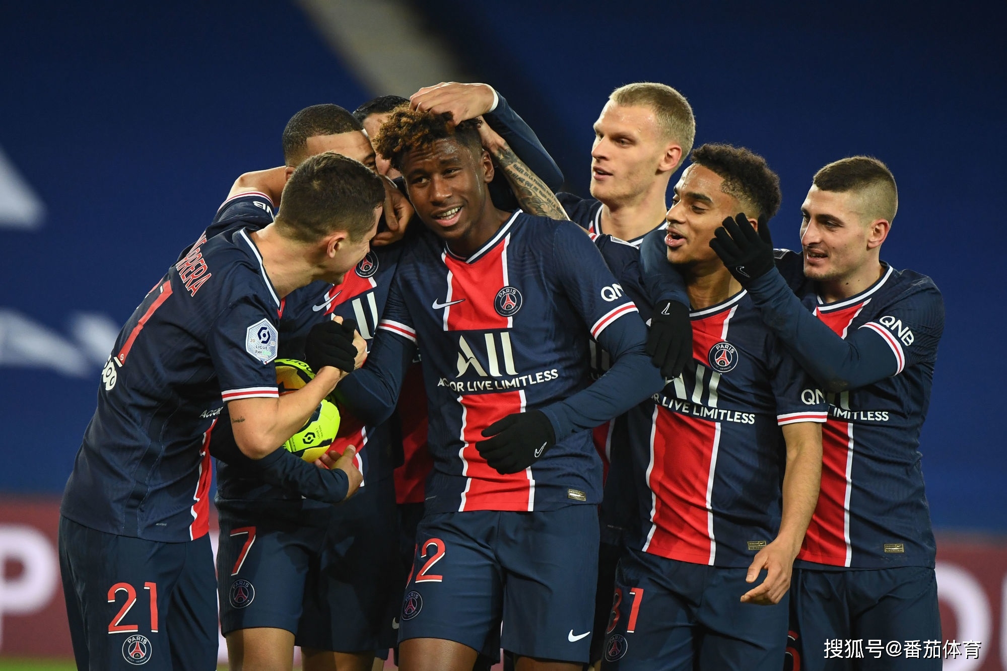 凯帕第5-8轮点球全部扑同一方向，最终终于守到一球（点球大战第5至第8轮，凯帕连续扑向同一侧，终于扑出一球）