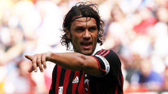 德甲替补戴帽，凯恩是继9分钟5球的莱万之后拜仁第二人（德甲替补戴帽！凯恩成继莱万9分钟五球后拜仁第二人）