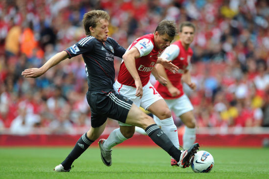 24位排名藏惊天逆转？郑钦文别被“财富自由”蒙蔽她的野心！（第24名背后酝酿大逆转？别让“财富自由”冲淡郑钦文的争冠野心）