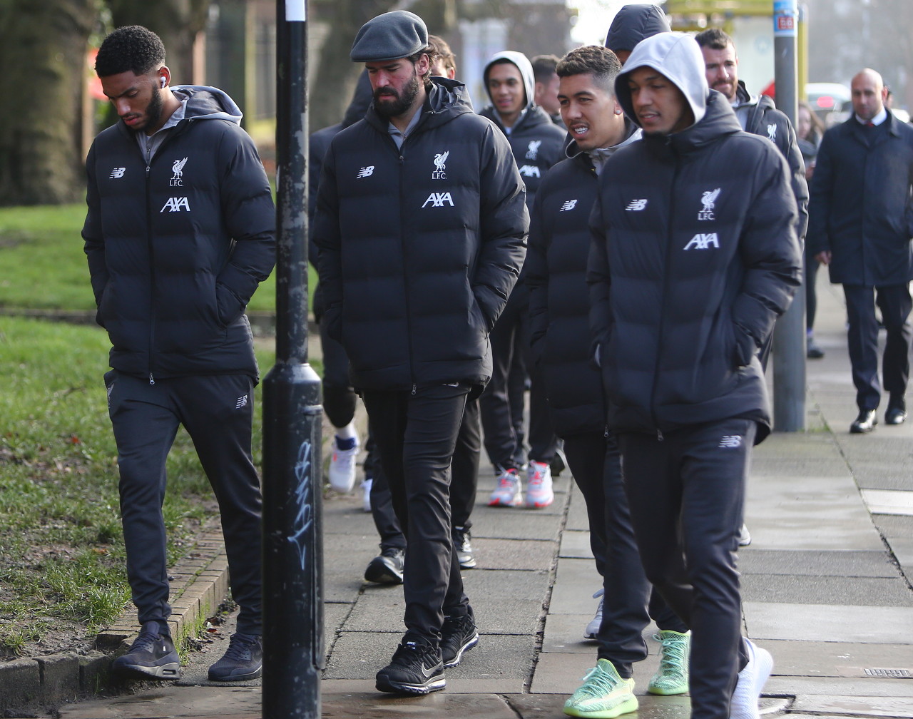 官方：宫崎棒牛鸟与主帅大熊裕司续约至26／27赛季结束（官宣：宫崎棒牛鸟与主帅大熊裕司续约，合同至2026／27赛季末）