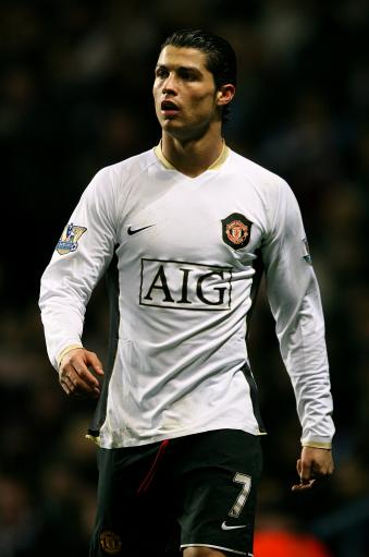 翻新太贵，维罗纳市长托马西提出把维罗纳现主场直接拆除再重建